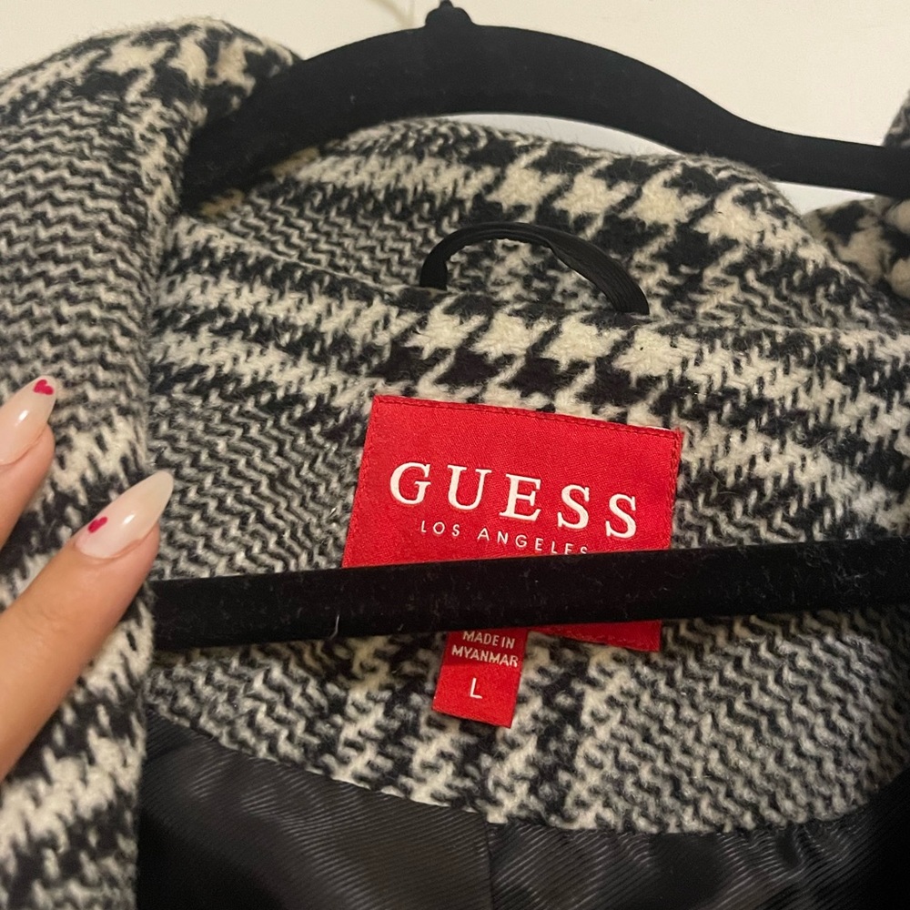 GUESS winter coat - Picture 4 of 4